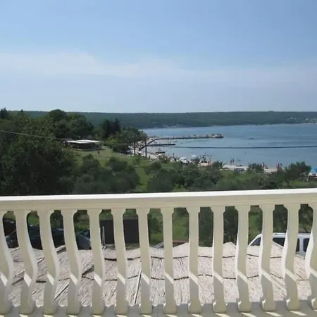 Appartamento Karin Hani