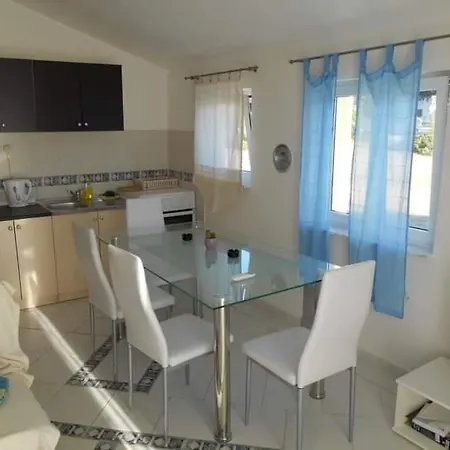 Apartman Karin Hani