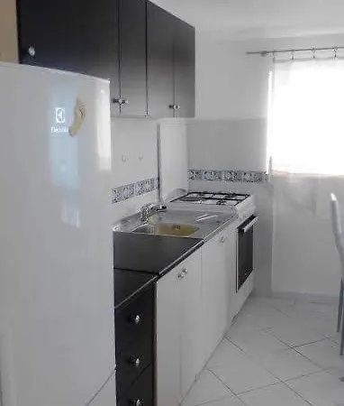 Karin Hani 고르니 카린