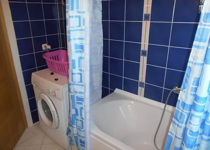 Karin Hani アパート ゴルニ・カリン