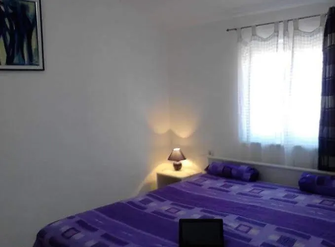 Karin Hani Горни-Карин